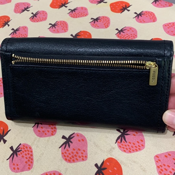 Fossil black leather wallet EUC - Picture 5 of 10
